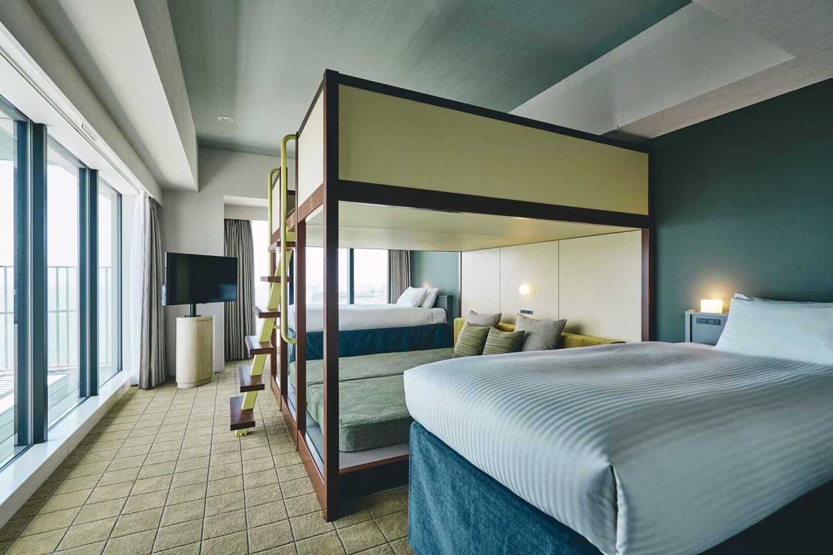 ゴロゴロ寝台付きコーナー