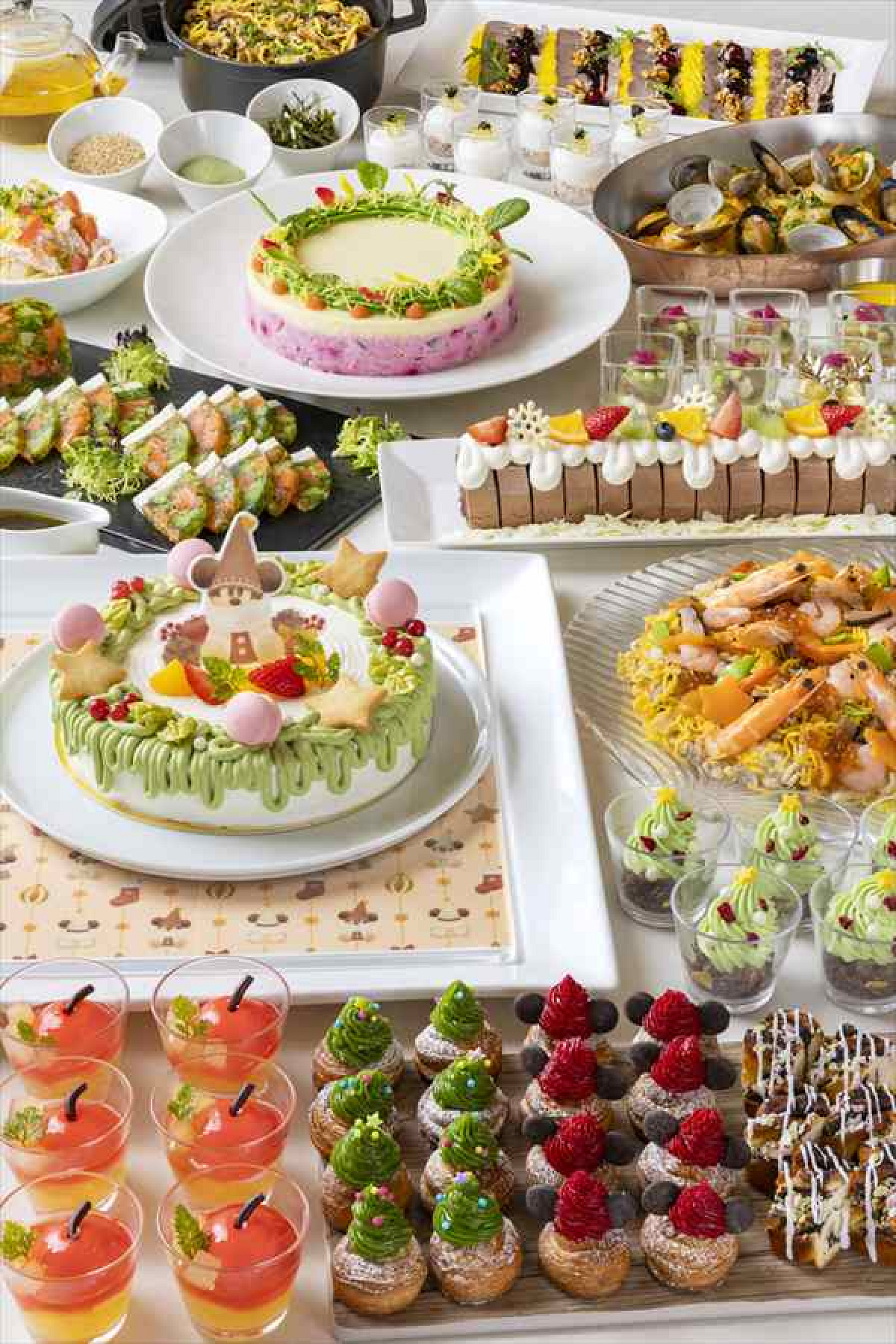 “ディズニー・クリスマス”スペシャルブッフェ（11:30～）