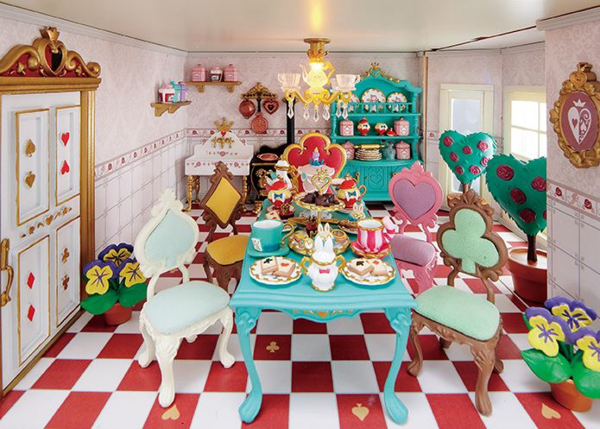 ディズニードールハウス『ふしぎの国のアリス』の部屋| キャステル