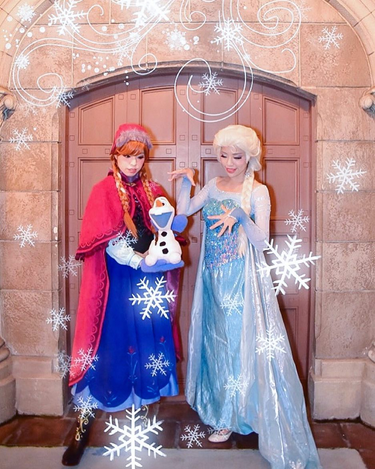 ディズニープリンセスの仮装：エルサ＆アナ| キャステル | CASTEL