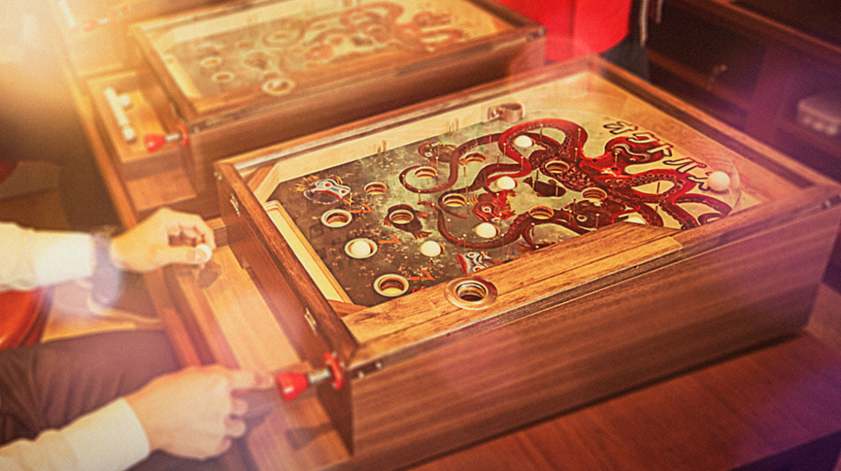 夕日の縁日通り