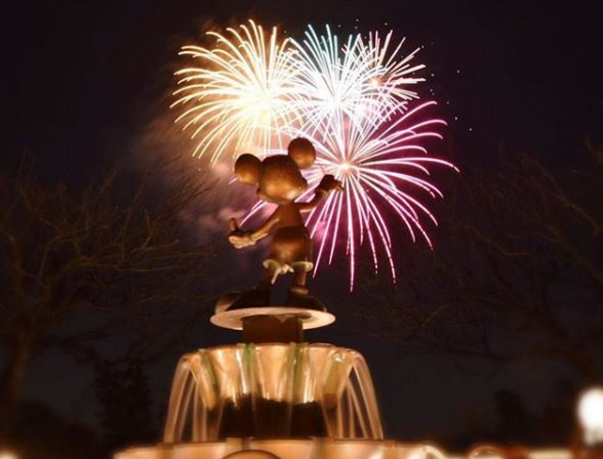 ハピネス・オン・ハイはディズニー30周年記念のお祝い花火