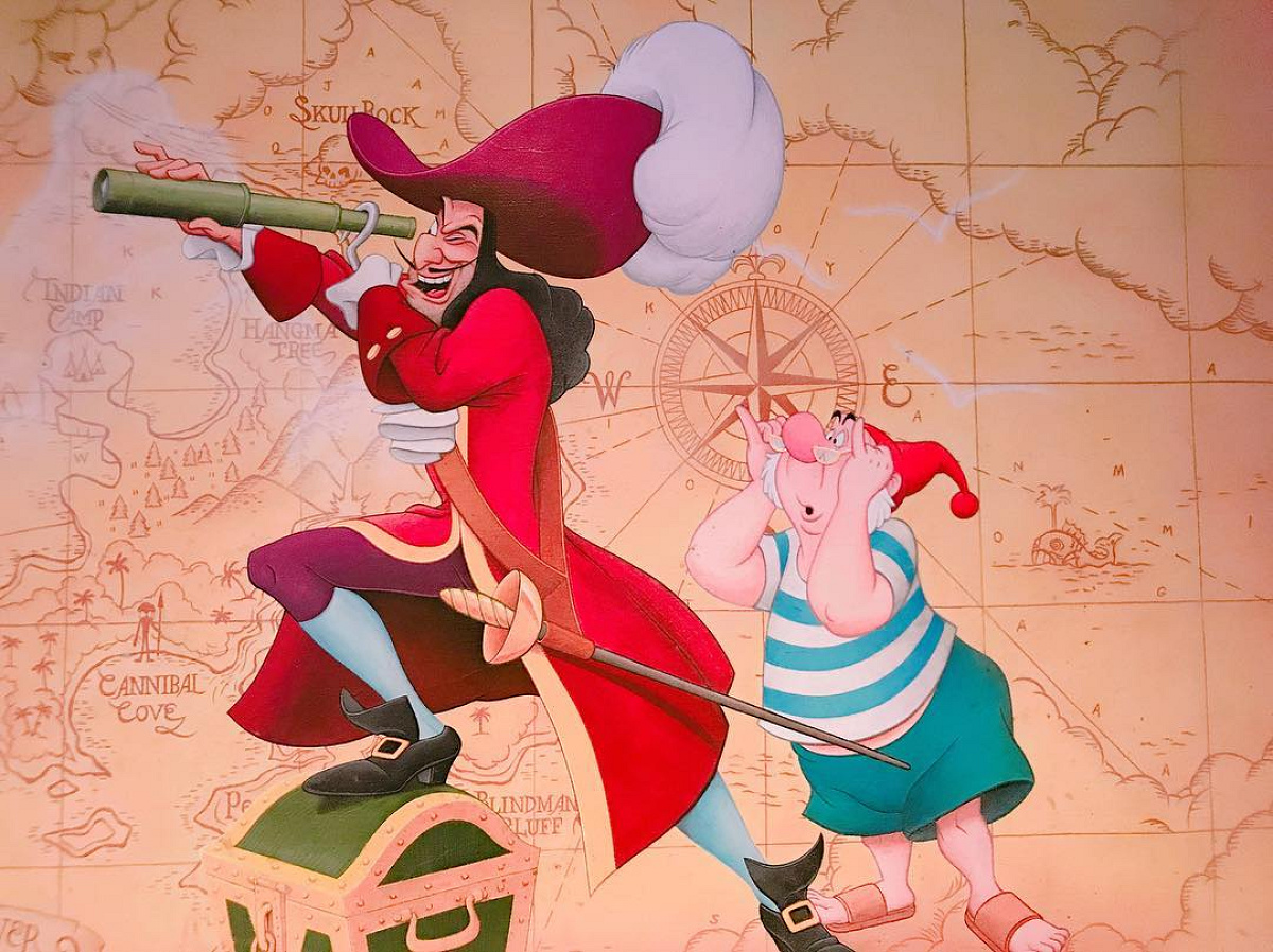 フック船長のプロフィール| キャステル | CASTEL ディズニー情報