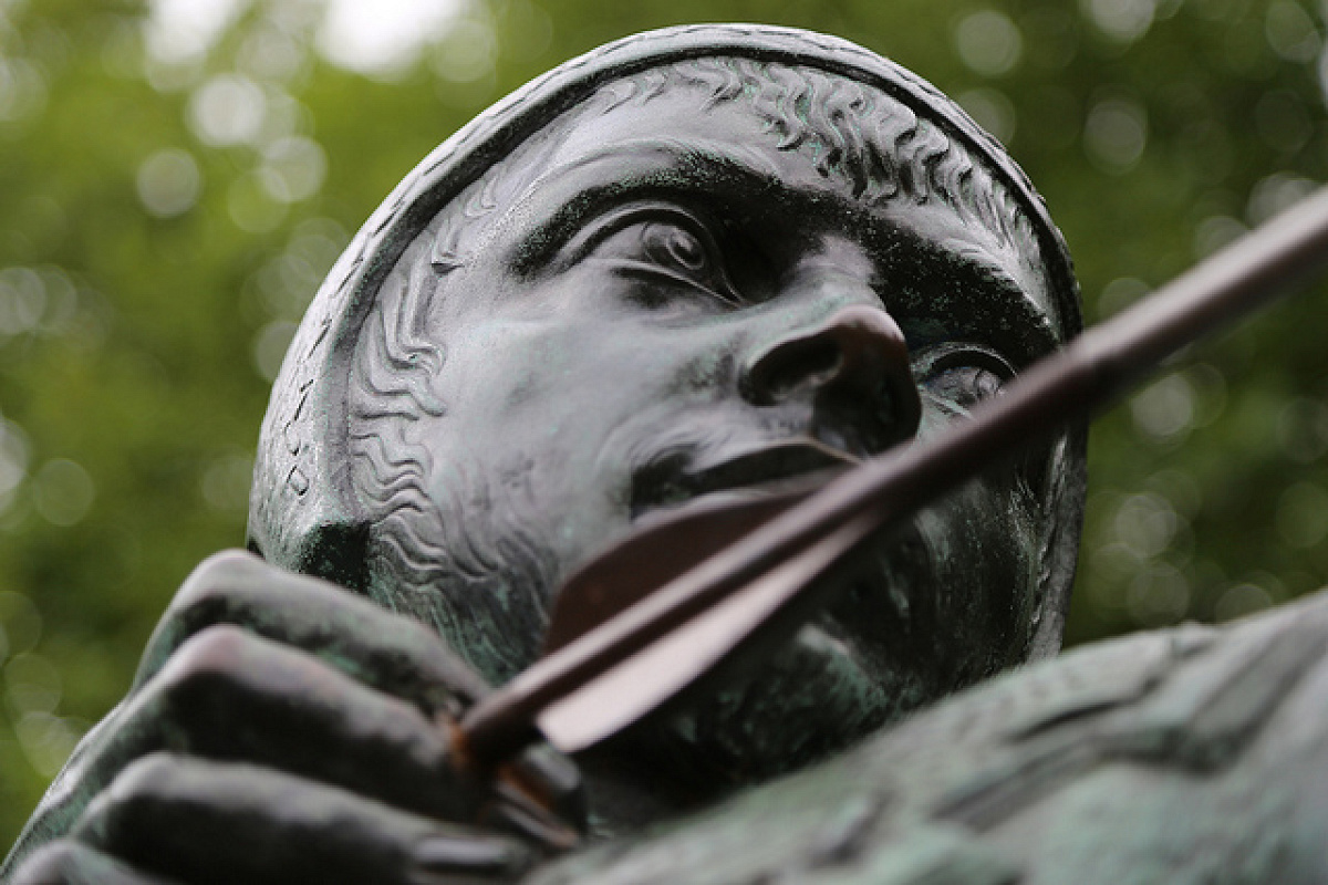 ノッティンガムのロビン・フッドの彫像