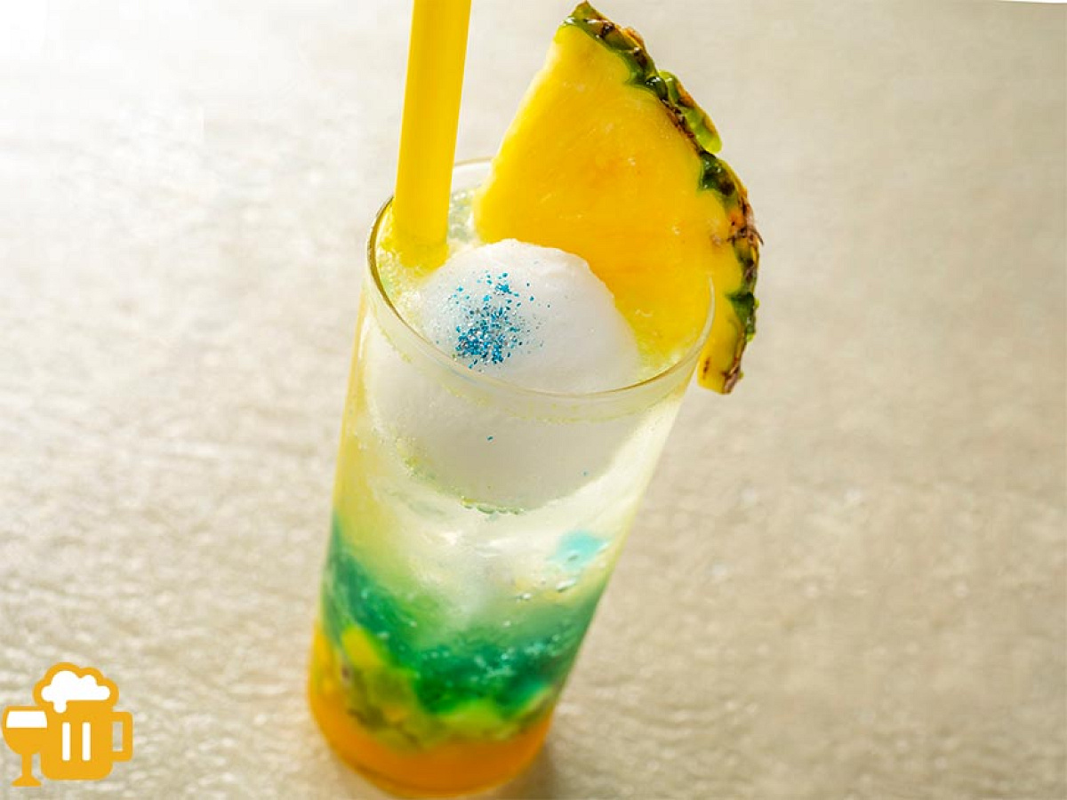 スパークリングカクテルフロート（ラム＆トロピカルフルーツ）