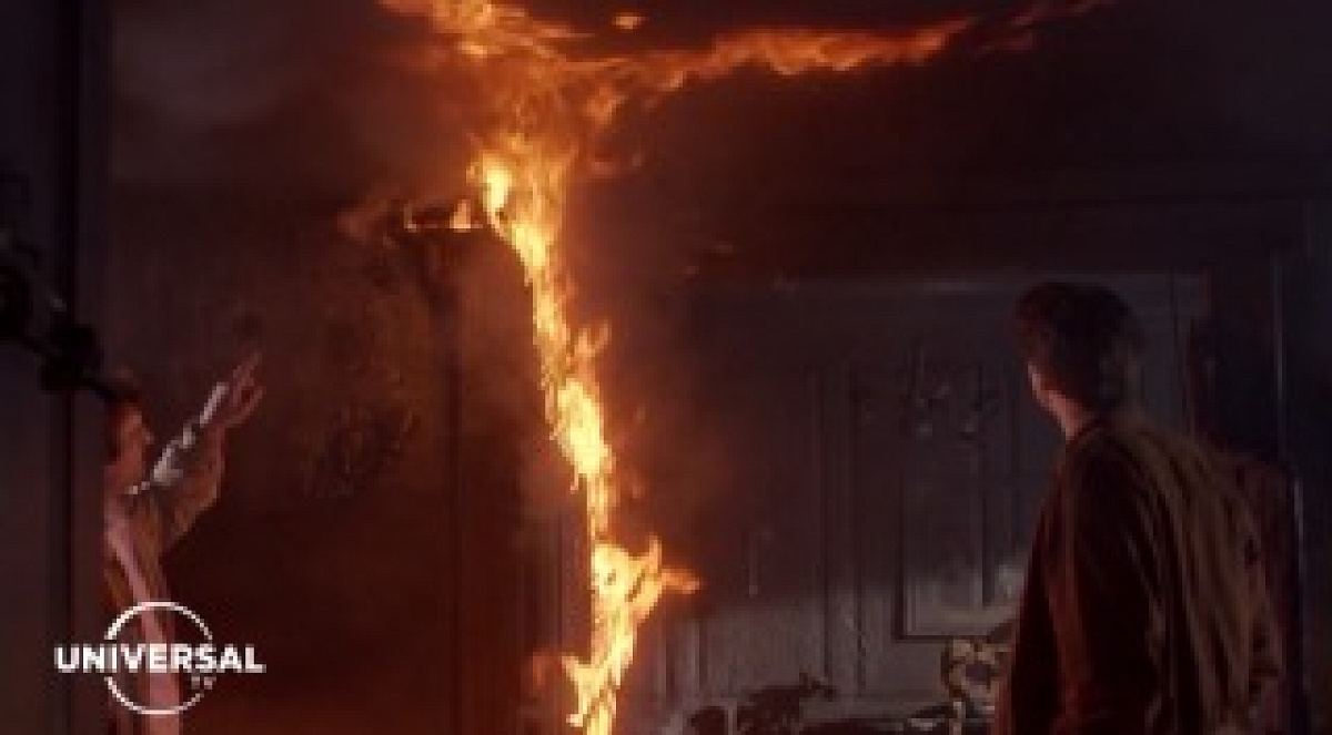 炎が生き物のように動く演出はみごたえあり／映画『バックドラフト』