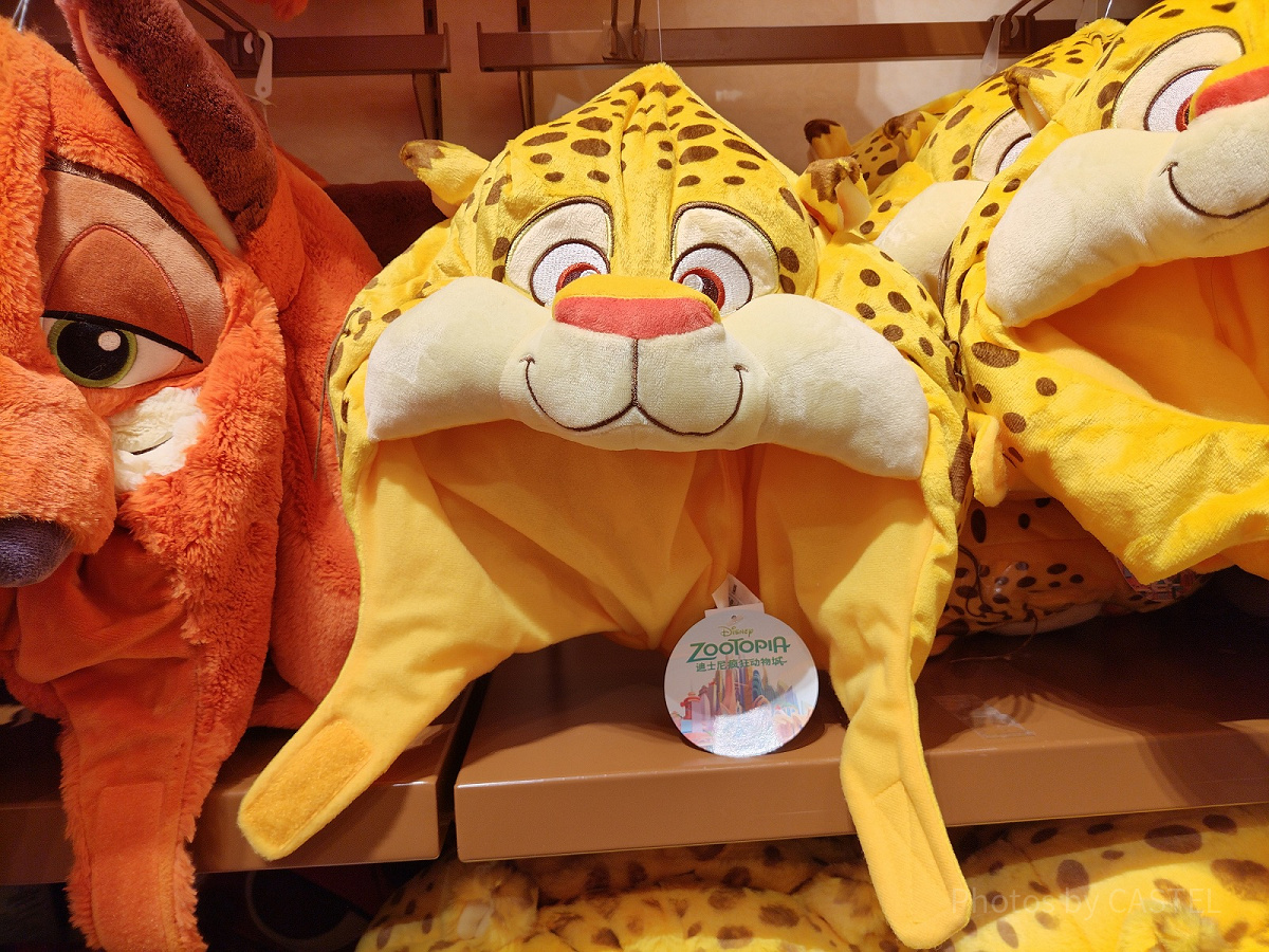 ディズニー ズートピア クロウハウザー ファンキャップ 上海ディズニーズートピアグッズ：クロウハウザーのファンキャップ