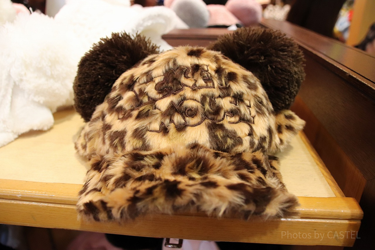 ヒョウ柄 ミッキー型帽子 ポンポン付き Disney - ミッキー ディズニー ヒョウ柄 キャップの通販 by pi's shop