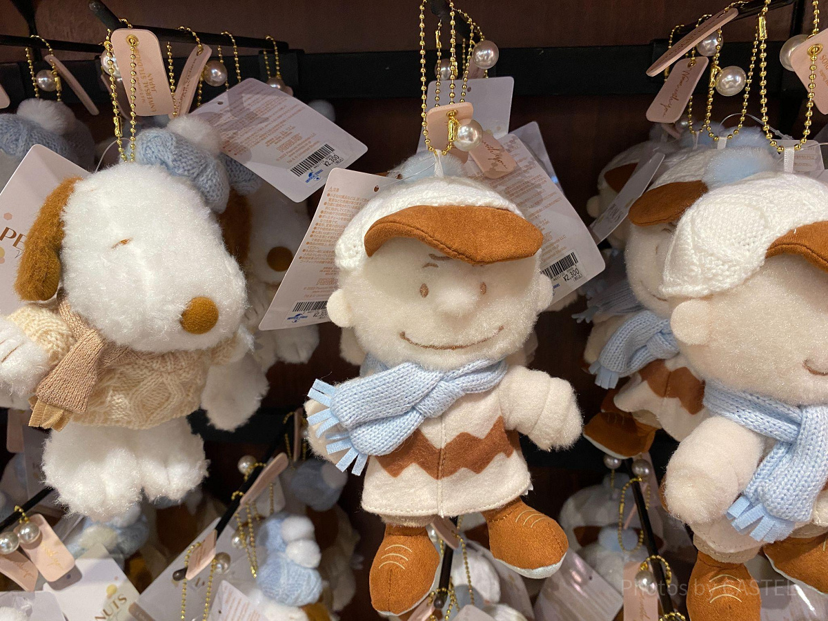 チャーリーブラウンのぬいぐるみキーチェーン／USJクリスマスグッズ