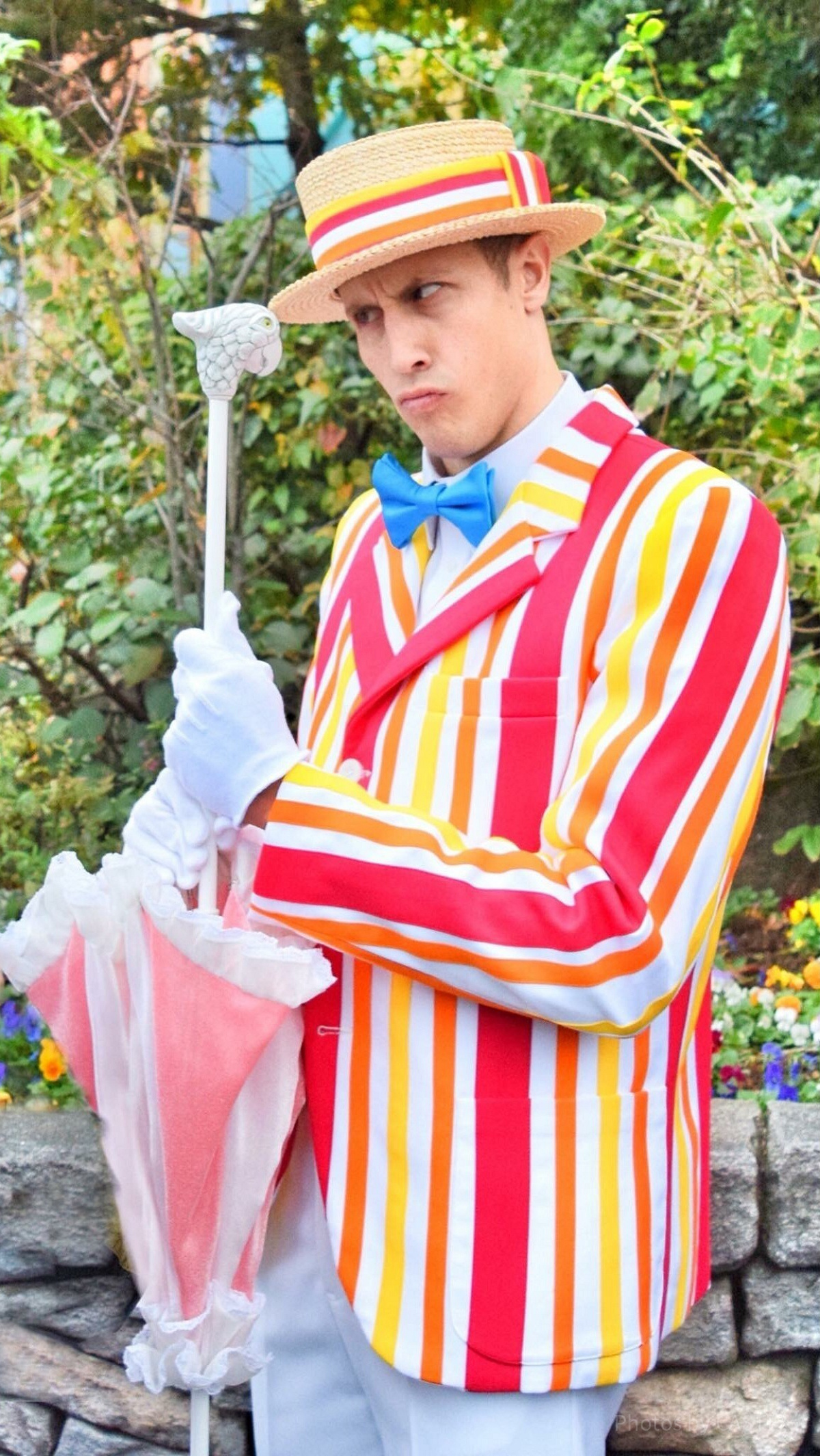 ショー・パレード鑑賞中は日傘を閉じよう| キャステル | CASTEL