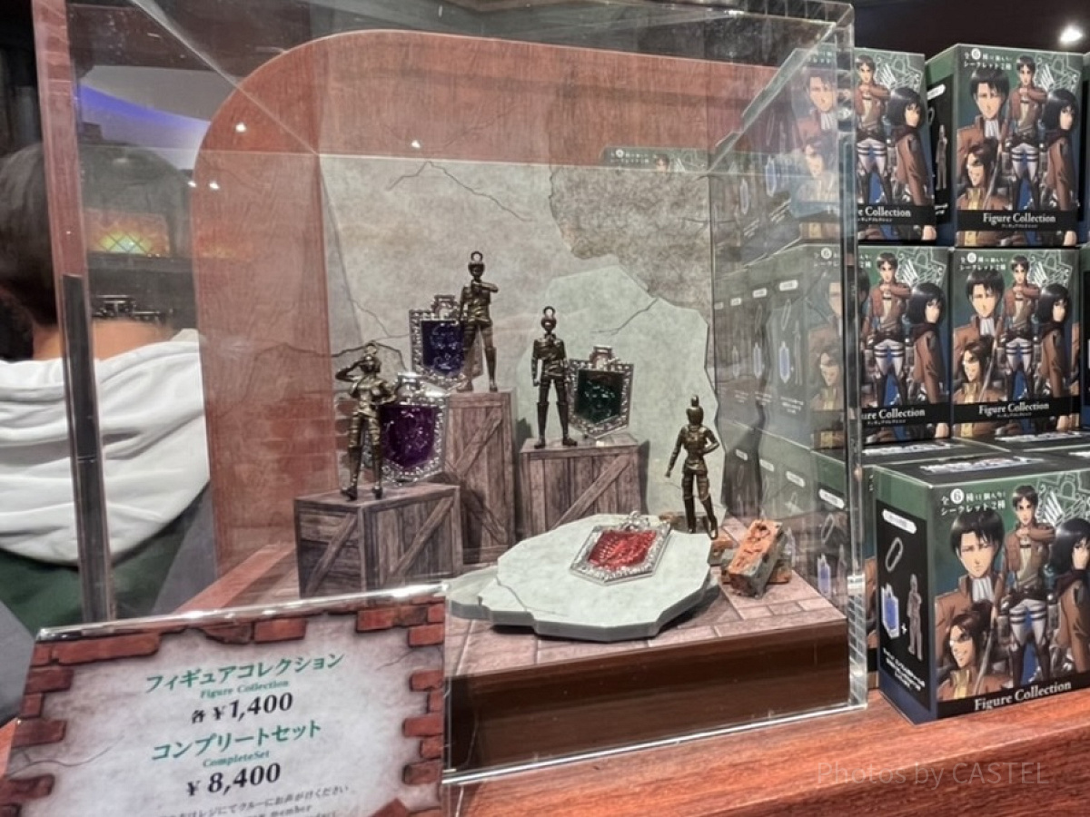 コレクタブルフィギュア〔USJ×進撃の巨人〕| キャステル | CASTEL