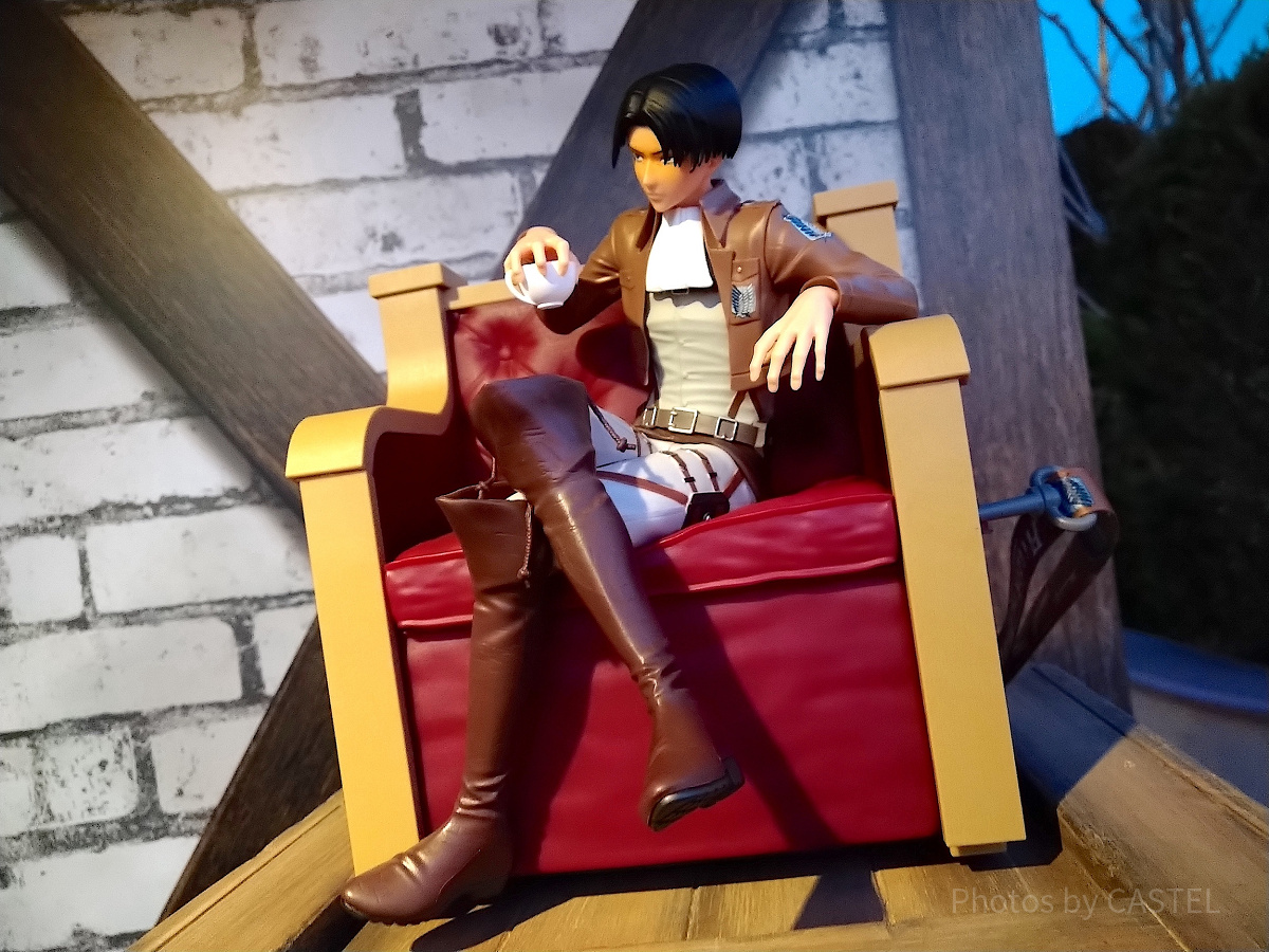 リヴァイ兵長ポップコーンバケツ（進撃の巨人）| キャステル | CASTEL