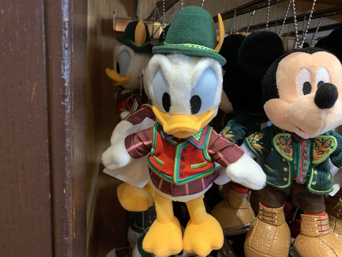 ファンタジーランド フォレストシアター ぬいぐるみバッジ ディズニー フォレストシアターグッズ：ドナルドぬいぐるみバッジ| キャステル