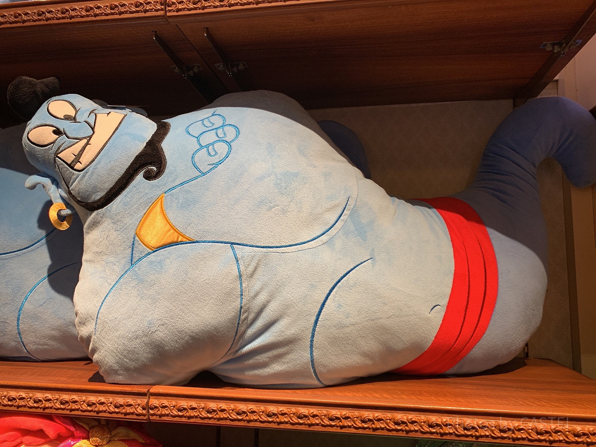 ジーニーのクッション| キャステル | CASTEL ディズニー情報