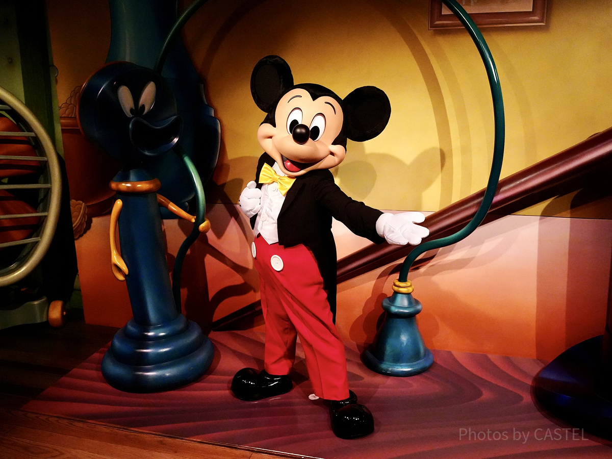 キャラクターグリーティングでキャラクターにお祝いしてもらう