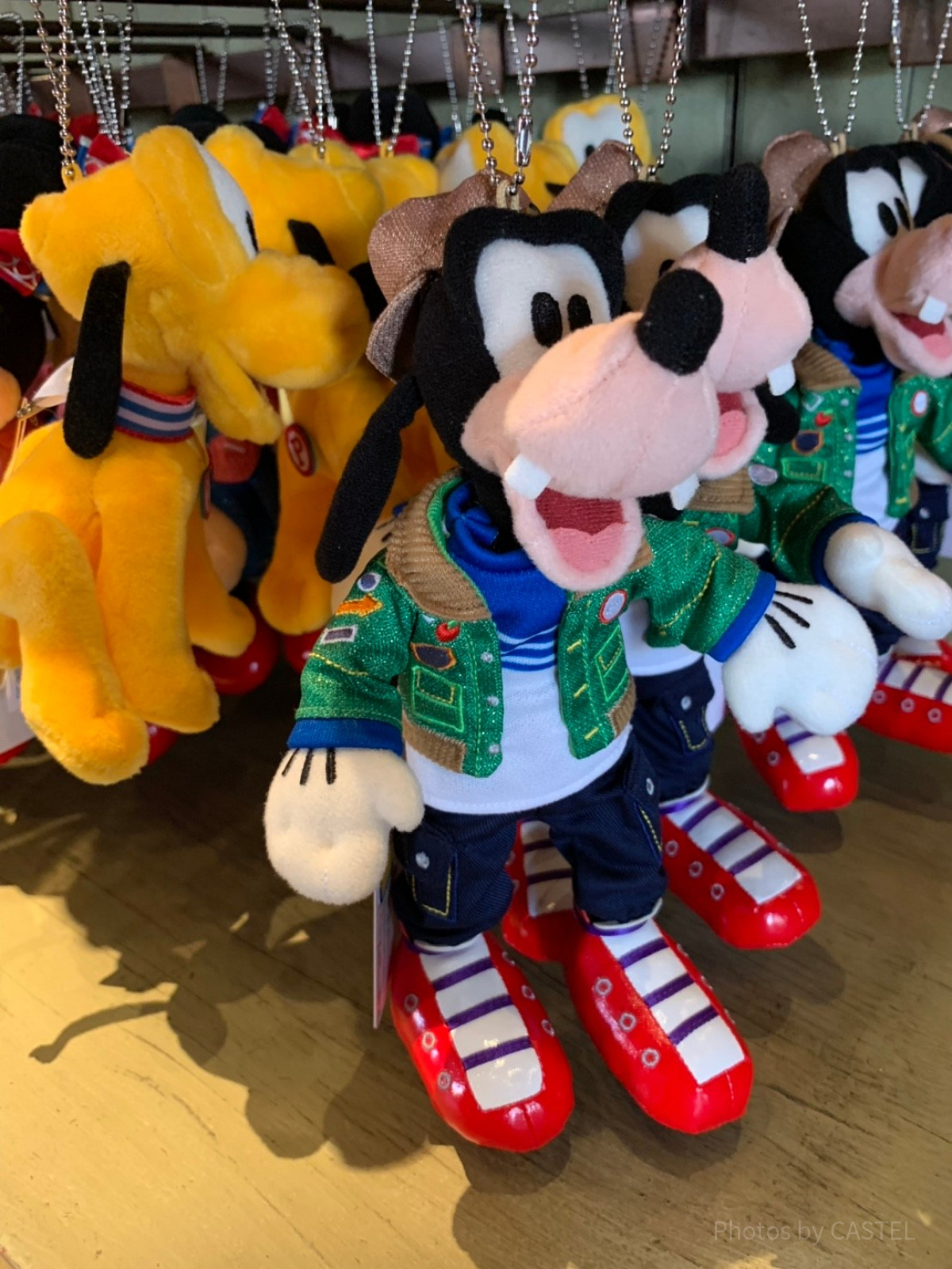 グーフィー ぬいぐるみバッジ グーフィーぬいぐるみバッジ| キャステル | CASTEL ディズニー情報