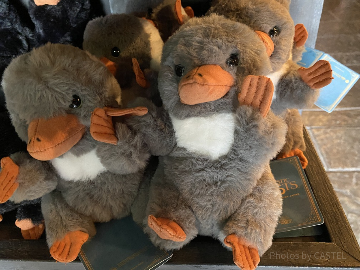 希少ファンタスティックビースト魔法動物ニフラー　海外アーティストトイ 希少ファンタスティックビースト魔法動物ニフラー 海外アーティスト