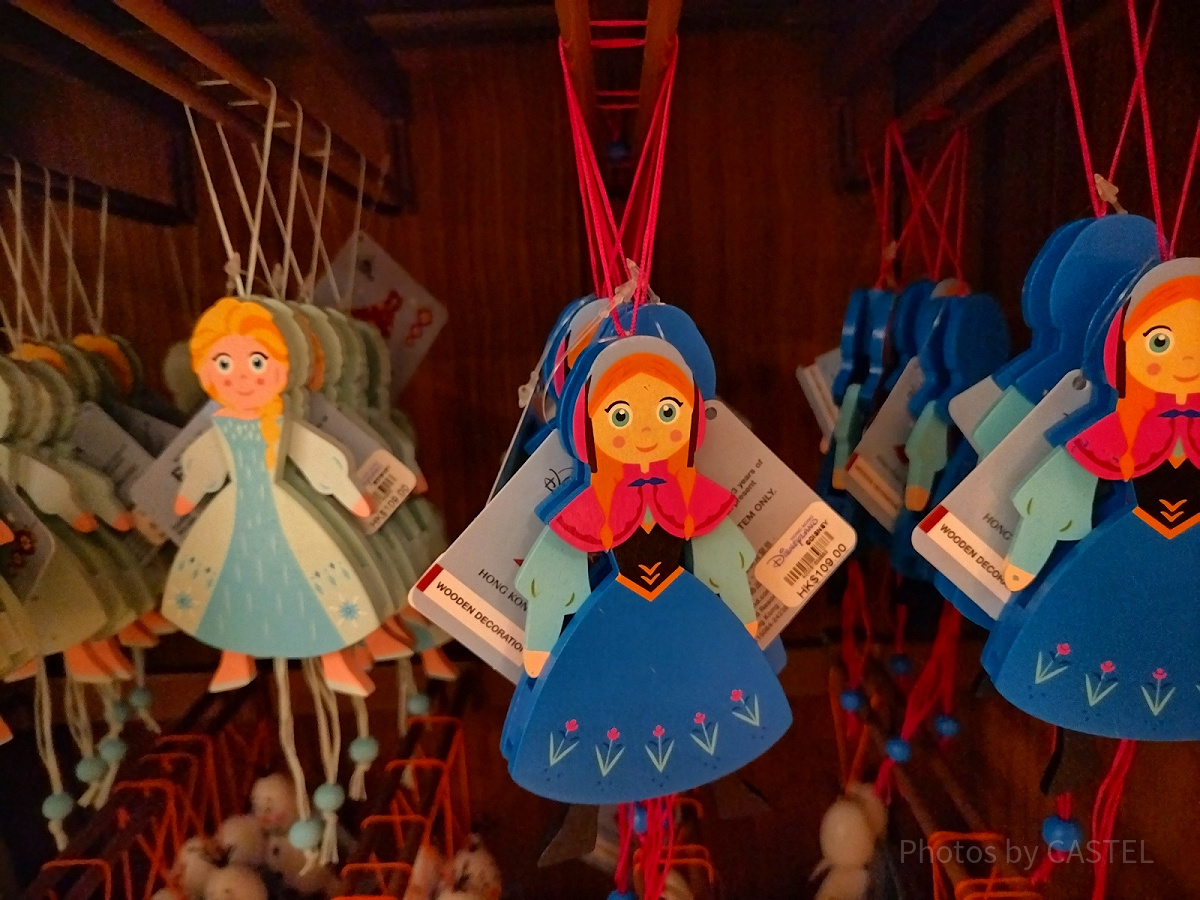 香港ディズニーアナ雪グッズ：アナの木製人形| キャステル | CASTEL