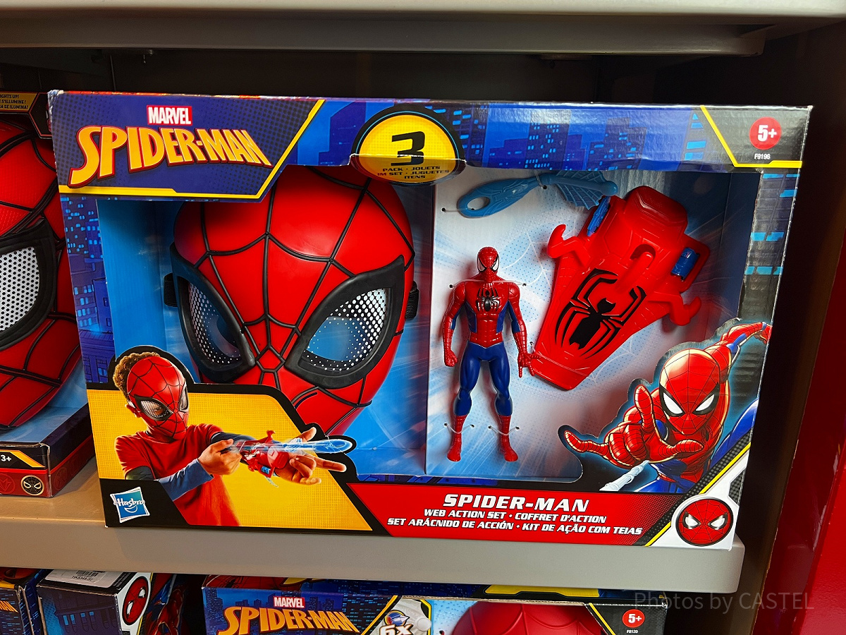 香港ディズニーマーベルグッズ：コミック版スパイダーマンなりきり