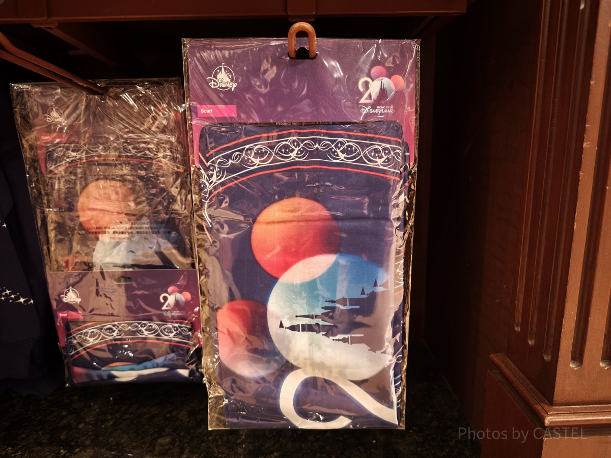 香港ディズニー20周年「ミッキー＆フレンズ・グランドセレブレーショングッズ」：スカーフ