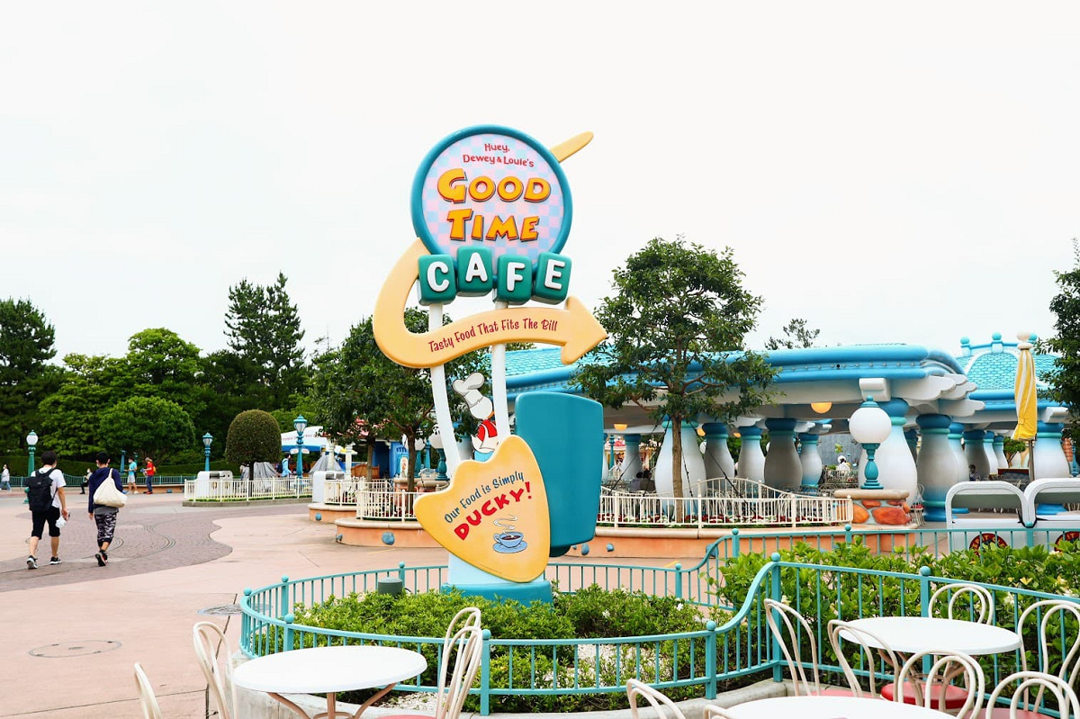 ヒューイ・デューイ・ルーイのグッドタイムカフェ| キャステル