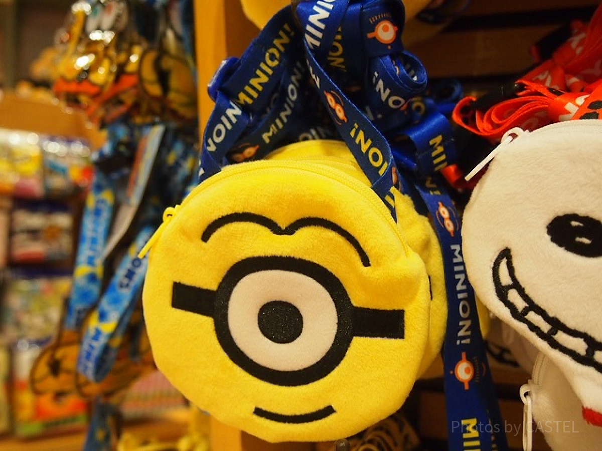 ミニオンポーチ型パスケース| キャステル | CASTEL ディズニー情報