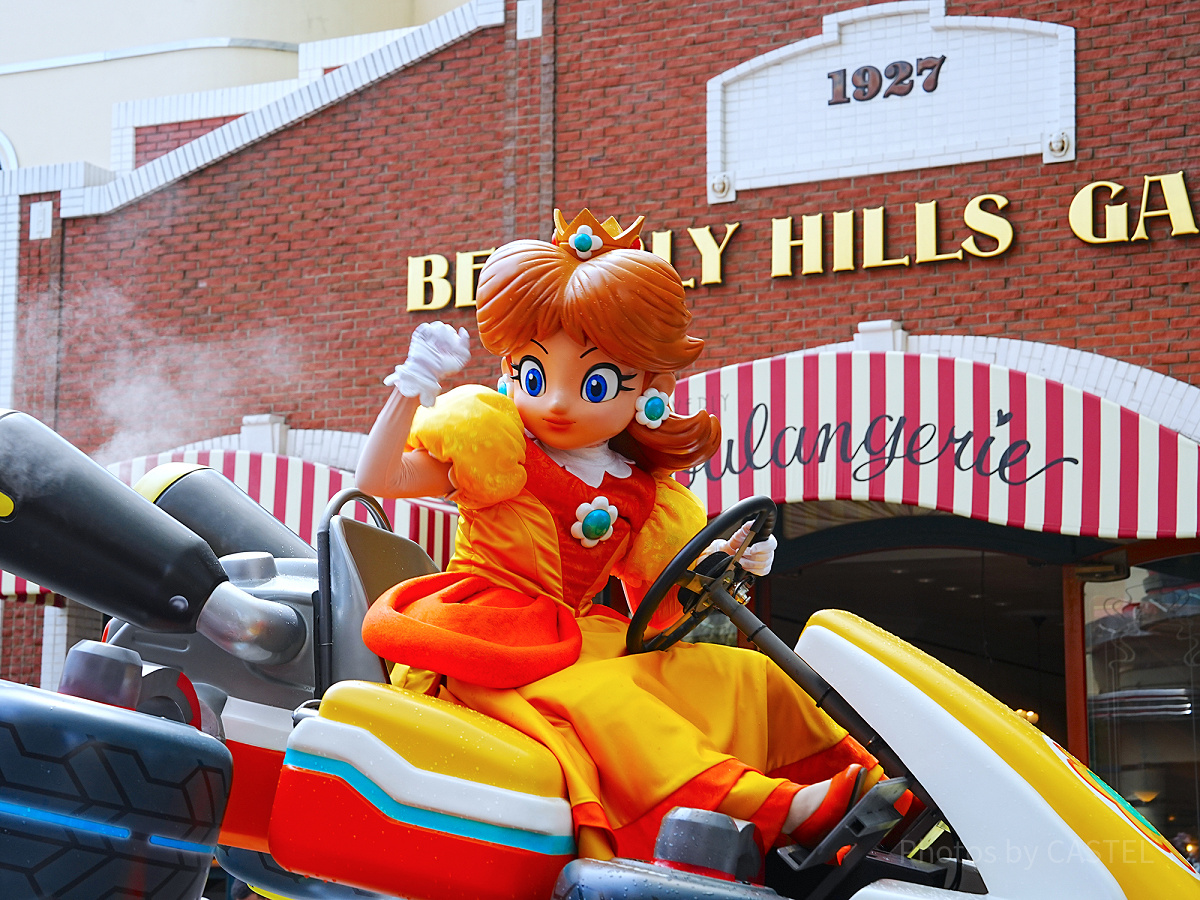 NO LIMIT! サマー・スプラッシュ・パレードのデイジー姫のフロート