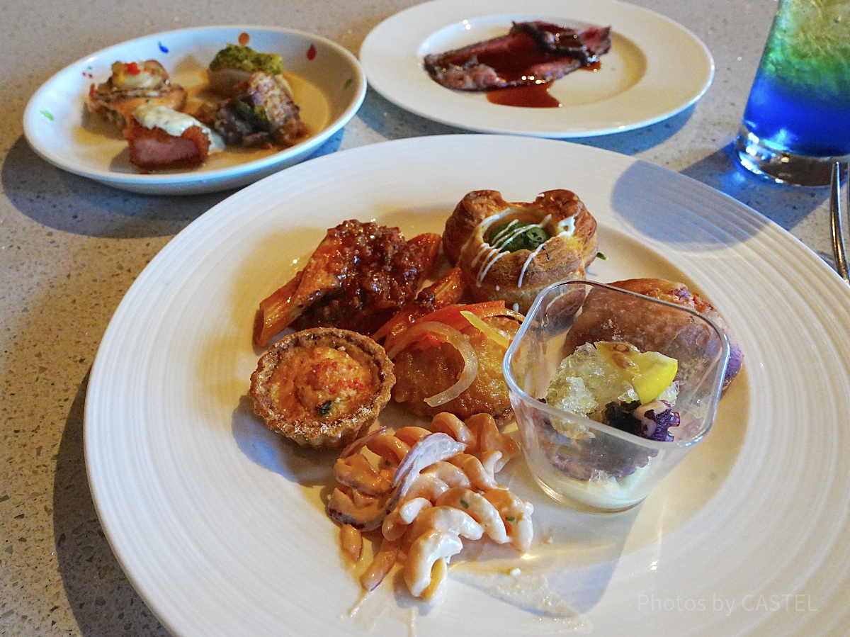 オチェーアノのブッフェ料理