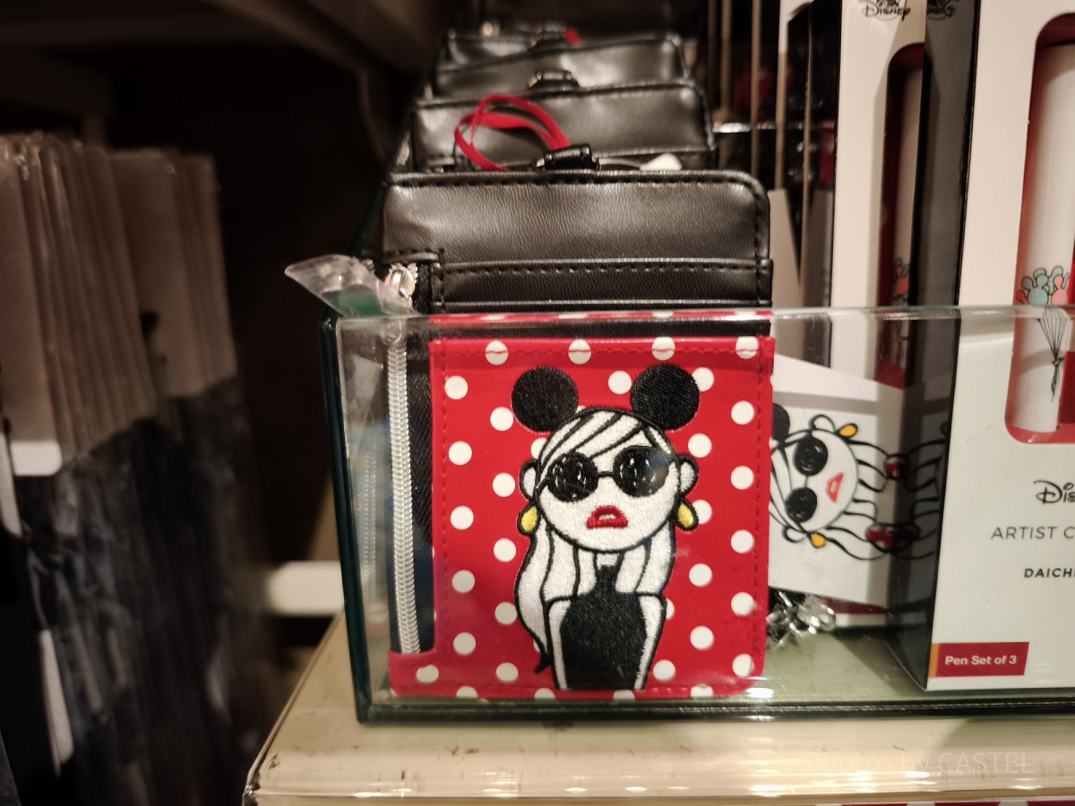 レザーパスケース