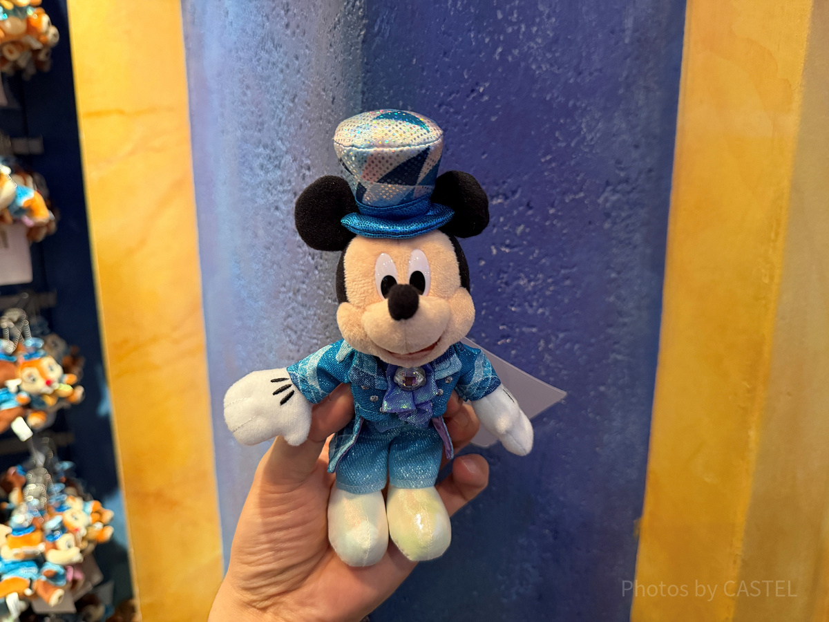 東京ディズニーシー　プラザ　ディレクター　ミッキー　ぬいぐるみバッジ　新品 ディズニーシー・プラザで会えるディレクターコスチューム！東京