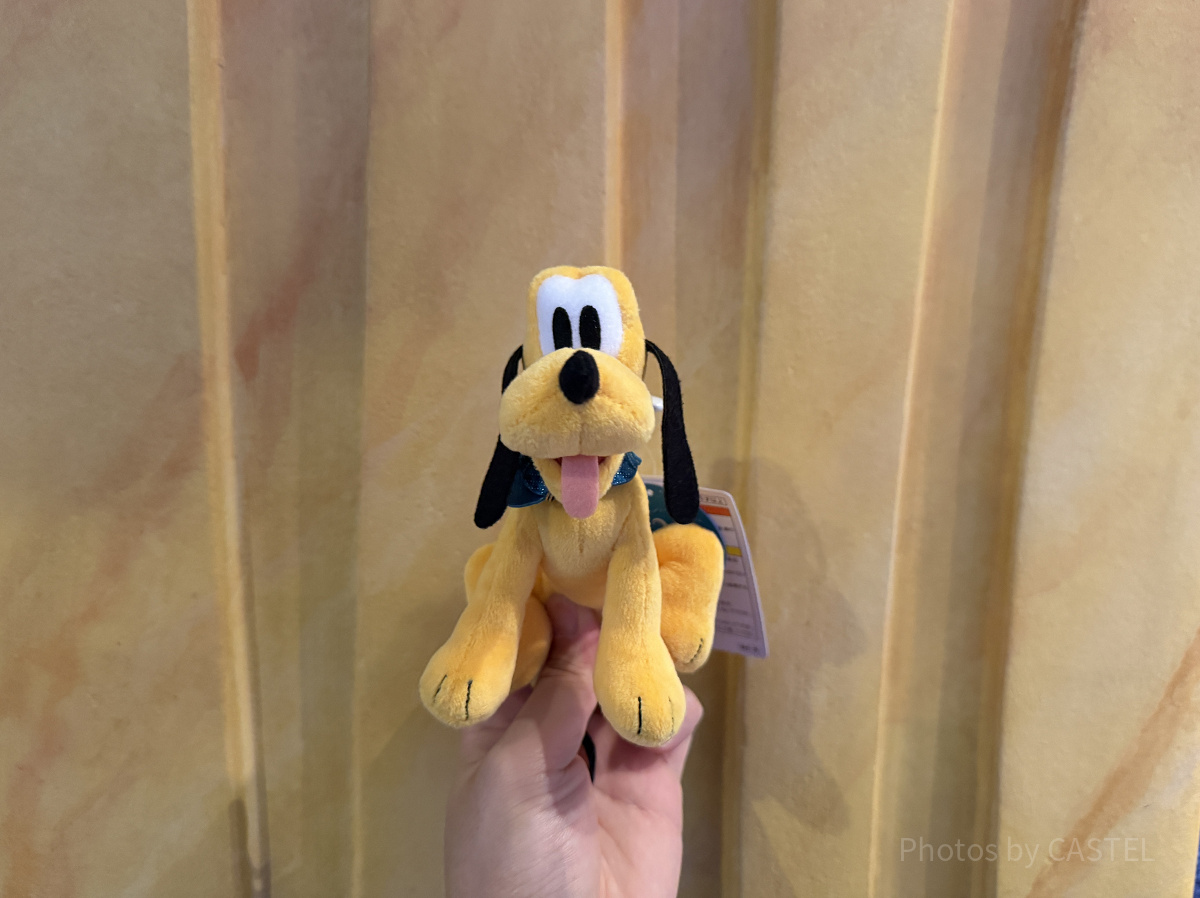 ディズニー　プルート　ぬいぐるみバッチ プルートぬいぐるみバッジ(ディズニーシー25周年グッズ)| キャステル