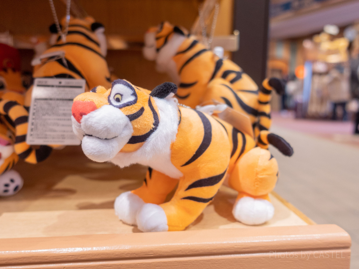 ラジャーのぬいぐるみバッジ| キャステル | CASTEL ディズニー情報