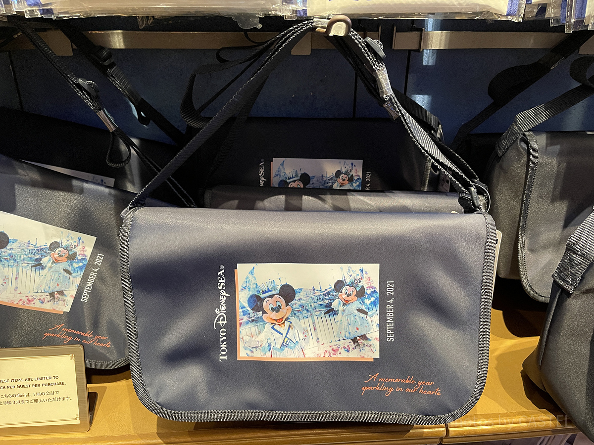 ショルダーバッグ（ディズニーシー20周年グランドフィナーレグッズ