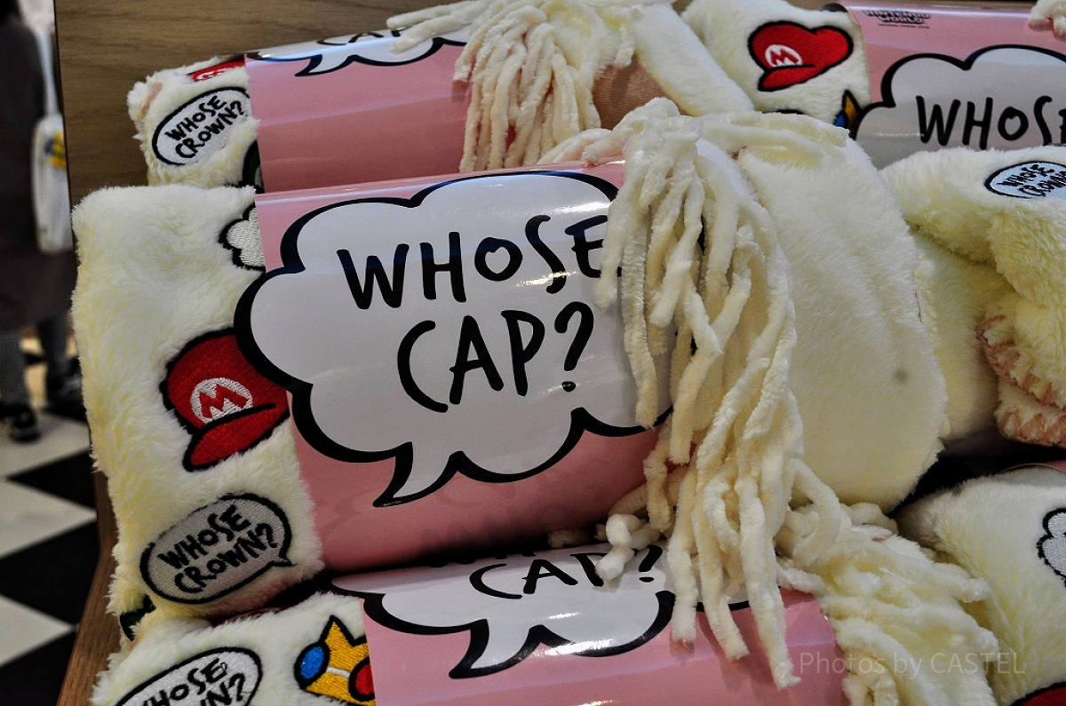 スーパーマリオ「Who's cap?」の総柄ブランケット