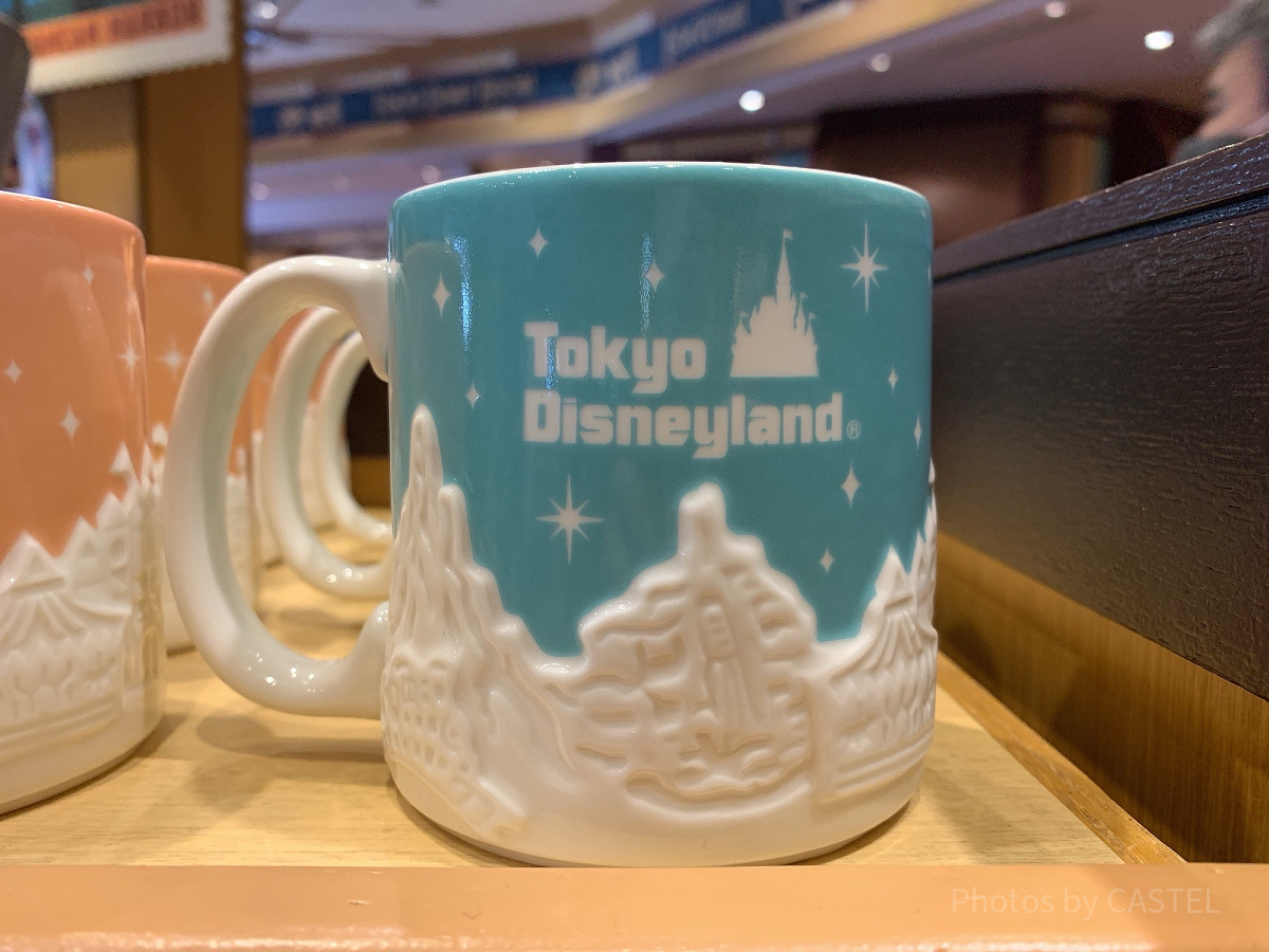 東京ディズニーランドデザインのマグカップ