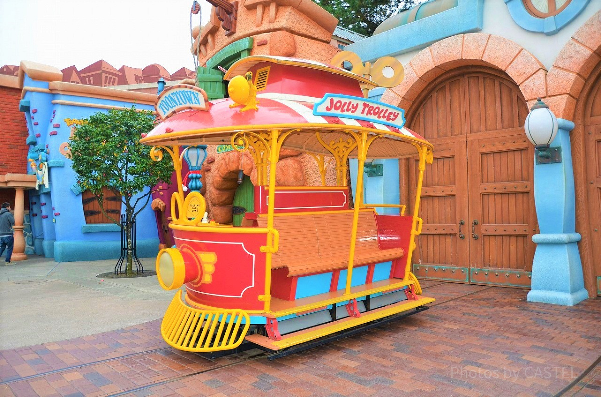 トゥーンタウンのジョリートロリーの停留所| キャステル | CASTEL