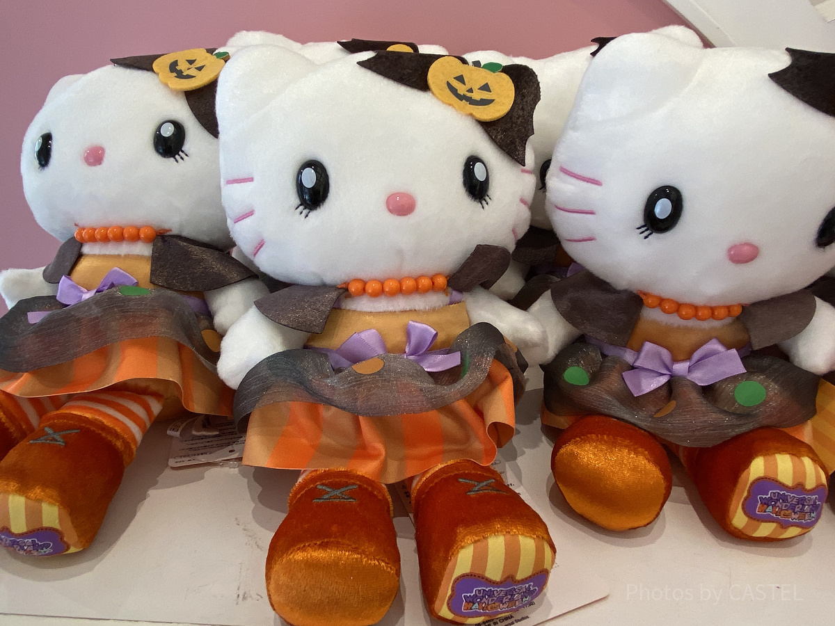ユニバハロウィン2022グッズ：ハローキティぬいぐるみ| キャステル