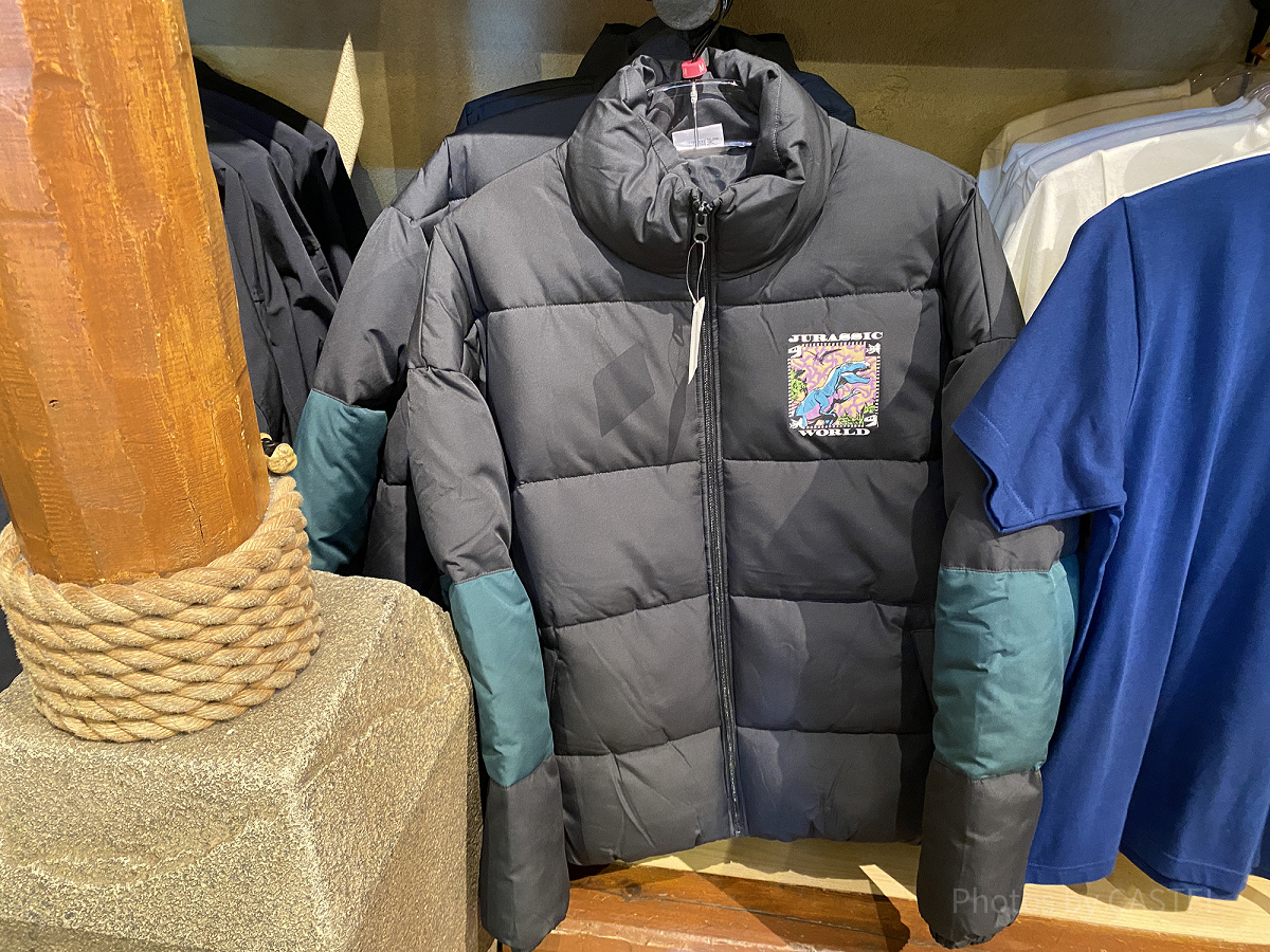 USJ冬グッズ/ジュラシックワールドの中綿ジャケット