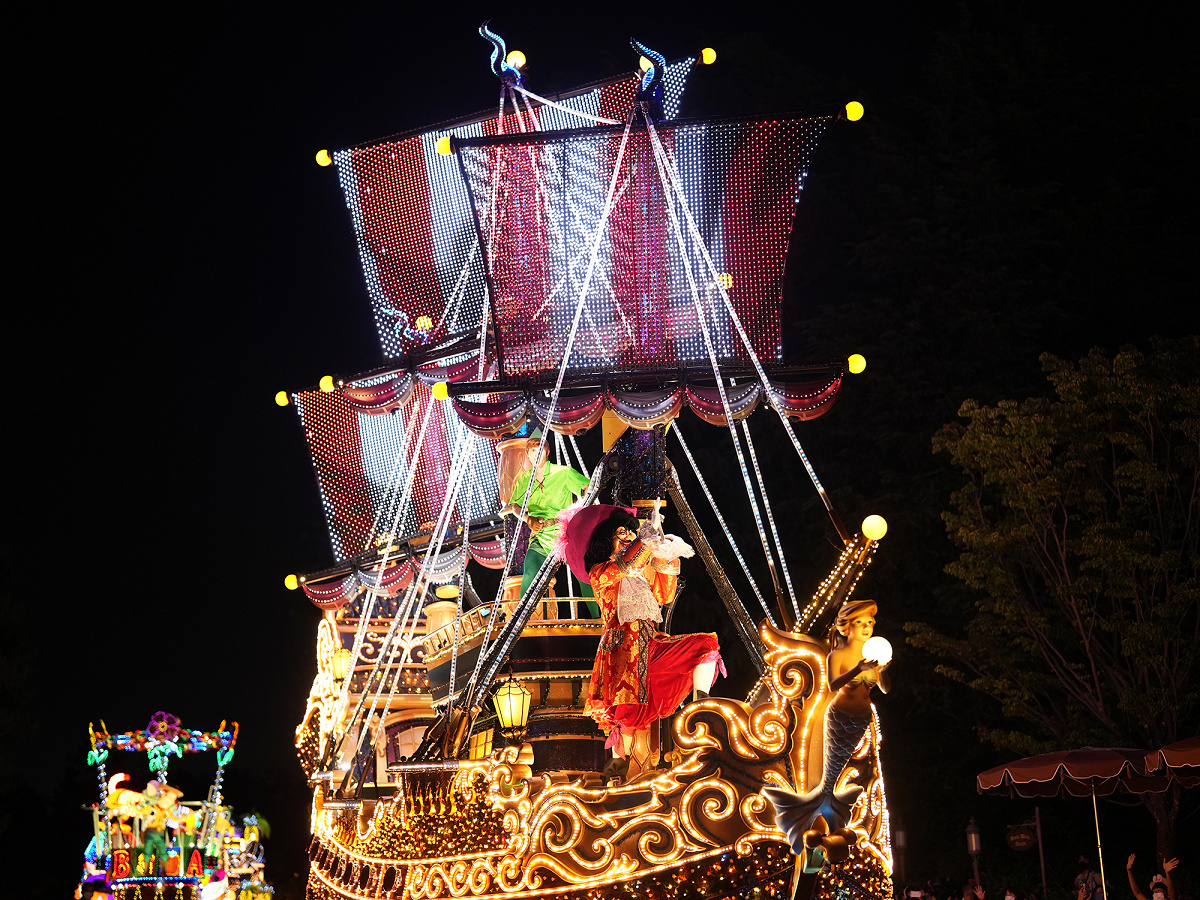 ピーターパンの海賊船 キャステル Castel ディズニー情報