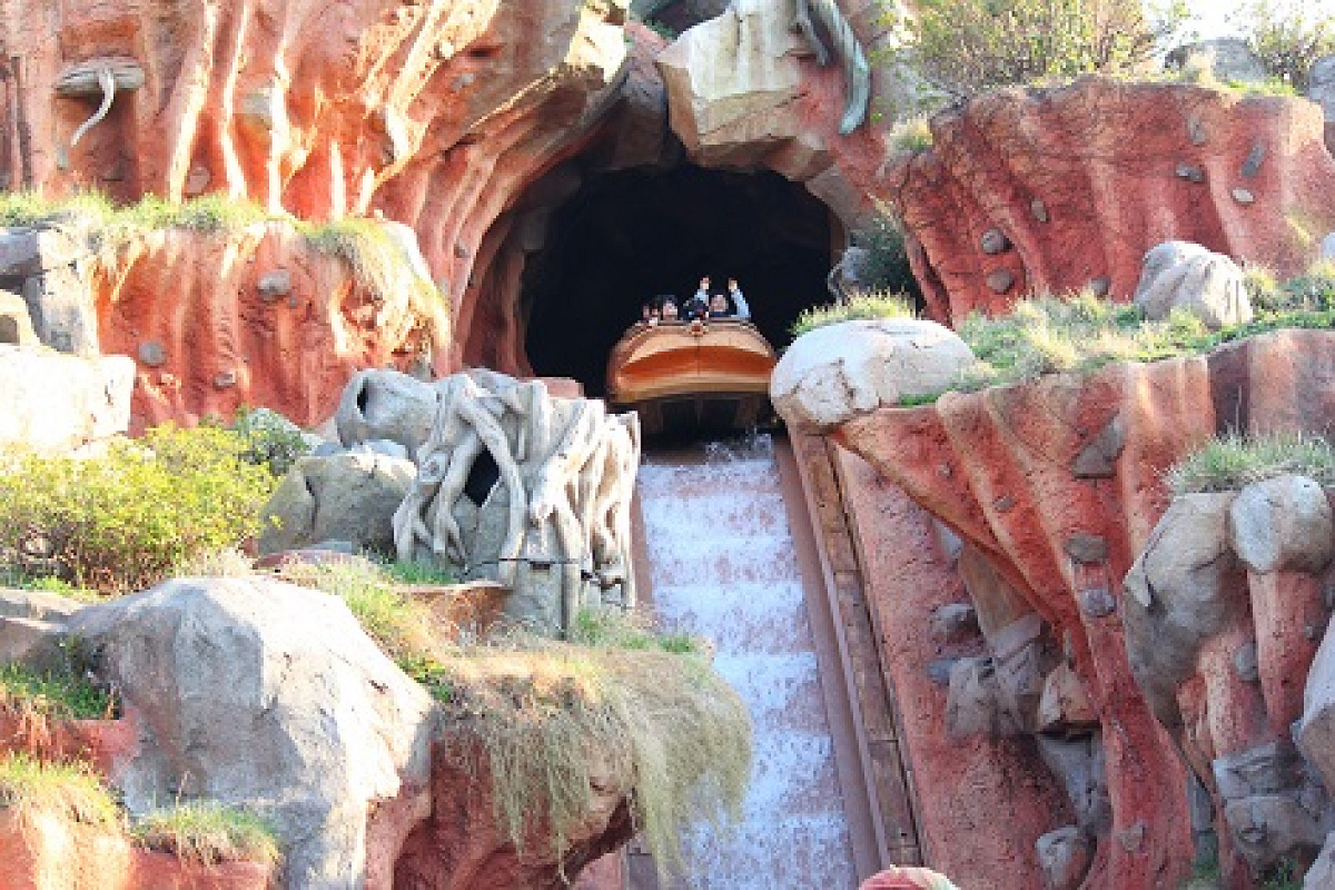 スプラッシュ マウンテン キャステル Castel ディズニー情報