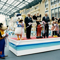 【必見】ディズニーの地図まとめ!パークマップの移り変わりを大解説!TDL&TDSの新エリア情報も!
