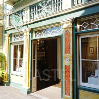 【ディズニーのガラスグッズ専門店】クリスタルアーツを紹介！ボールペン、ミラー、限定グッズなどの商品一覧