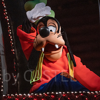 【2025】ディズニーのグーフィーグッズ8選！ぬいぐるみ・ピンバッジ・雑貨など！