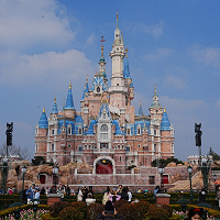 【最新】上海ディズニーランドへの持ち物チェックリスト!必須アイテムやお子様連れ、雨の日の持ち物も☆