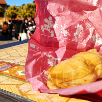 【スキッパーズ・ギャレー】テリヤキチキンレッグの店!場所や値段を解説!