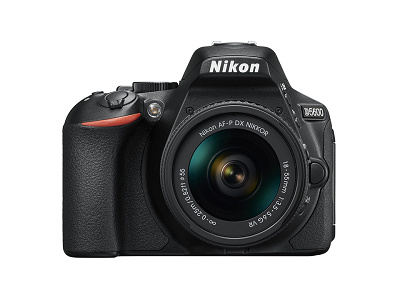 Nikon D5600初級者向けのキットです。