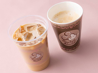カフェラテ（写真右）