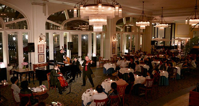 ホテルヨーロッパの本格的な生演奏