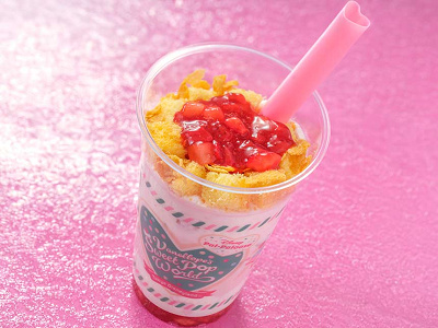 ケーキドリンク（ストロベリー）