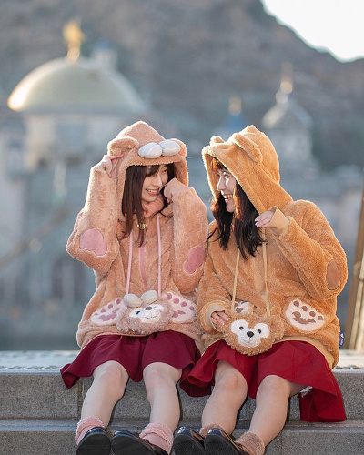 TDS】ディズニーシーで買えるパーカーまとめ！ダッフィー パーカーの
